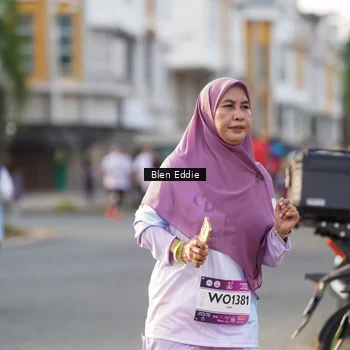 Runner Photo 7834915