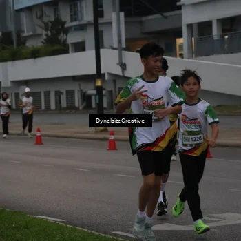 Runner Photo 7834919