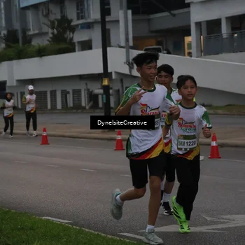 Runner Photo 7835032