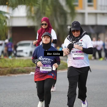 Runner Photo 7835076