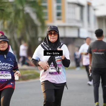 Runner Photo 7835082
