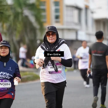 Runner Photo 7835084