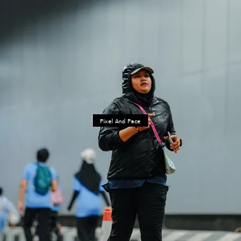 Runner Photo 7835149