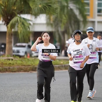 Runner Photo 7835208