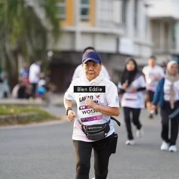 Runner Photo 7835262