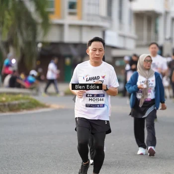Runner Photo 7835264