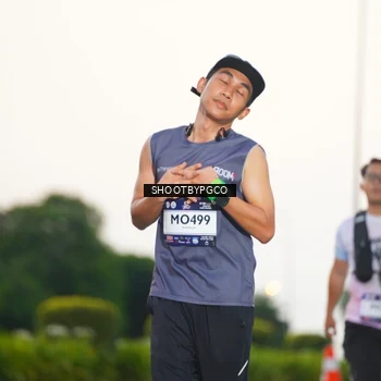 Runner Photo 7835271