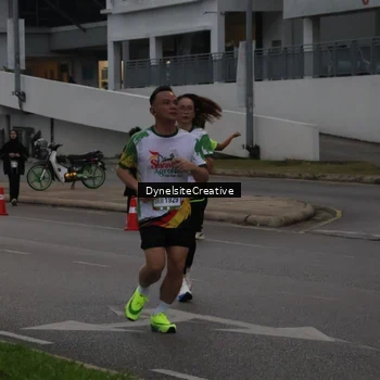 Runner Photo 7835290