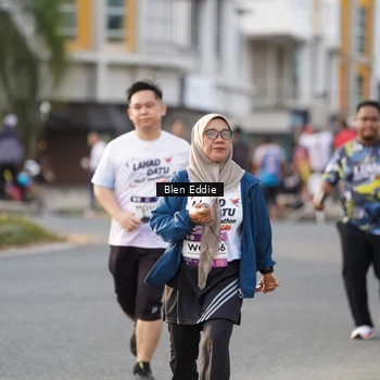 Runner Photo 7835292