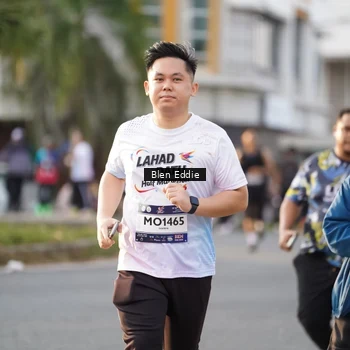 Runner Photo 7835297
