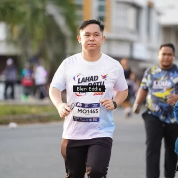 Runner Photo 7835300