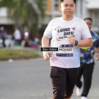 Runner Photo 7835314