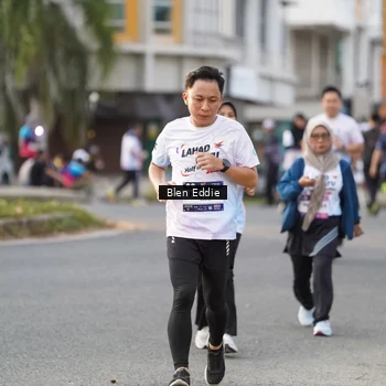 Runner Photo 7835339