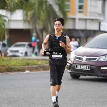 Runner Photo 7835340