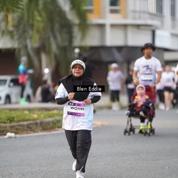 Runner Photo 7835342