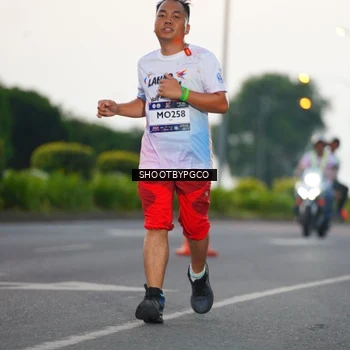 Runner Photo 7835345