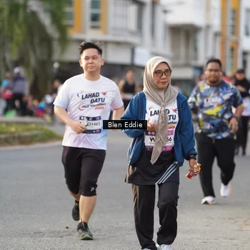 Runner Photo 7835348