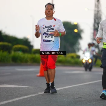 Runner Photo 7835354