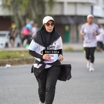 Runner Photo 7835366