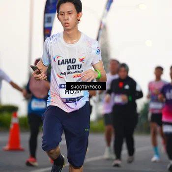 Runner Photo 7835408