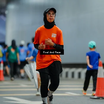 Runner Photo 7835413