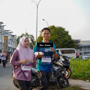 Runner Photo 7835453