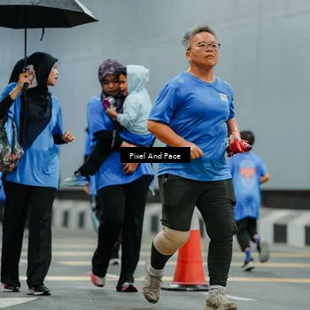Runner Photo 7835465