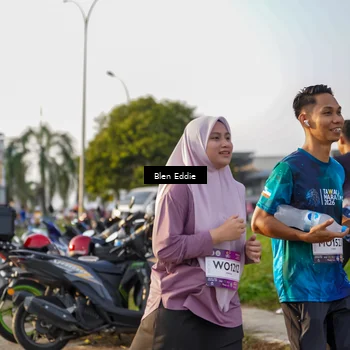 Runner Photo 7835473