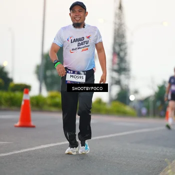 Runner Photo 7835539
