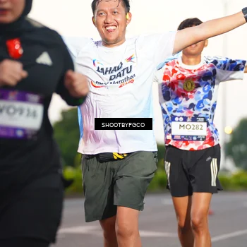 Runner Photo 7835560