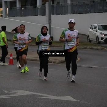 Runner Photo 7835568
