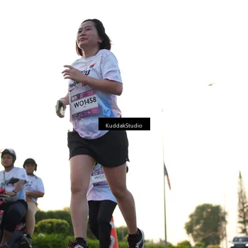 Runner Photo 7835673