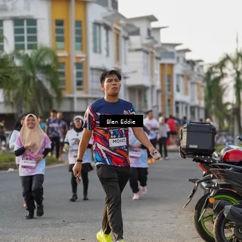 Runner Photo 7835674