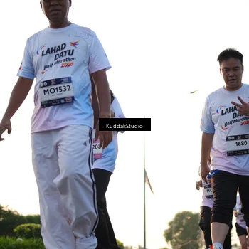 Runner Photo 7835680