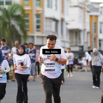 Runner Photo 7835691