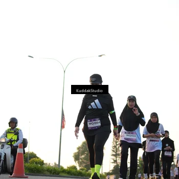 Runner Photo 7835724