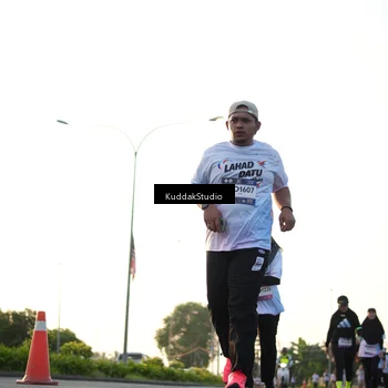Runner Photo 7835734