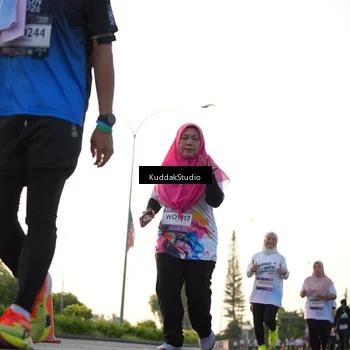 Runner Photo 7835744