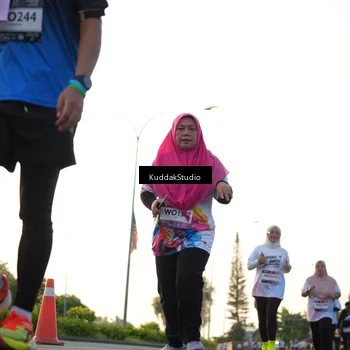 Runner Photo 7835747