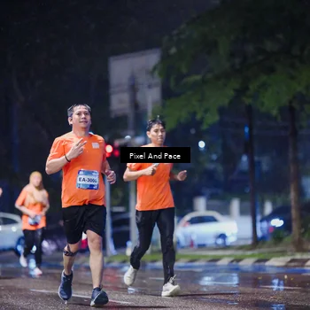 Runner Photo 7835768