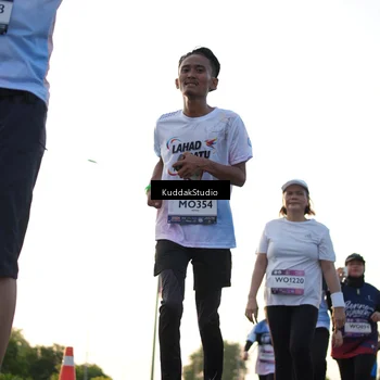Runner Photo 7835788