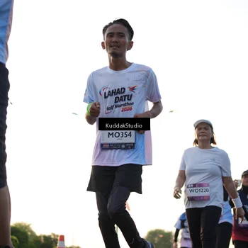 Runner Photo 7835791
