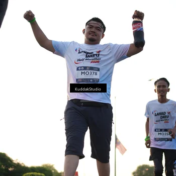 Runner Photo 7835795