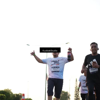 Runner Photo 7835801