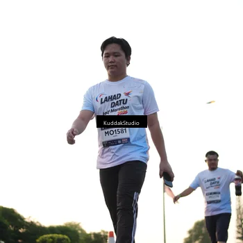 Runner Photo 7835802