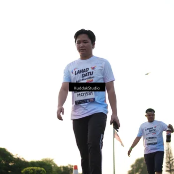 Runner Photo 7835804