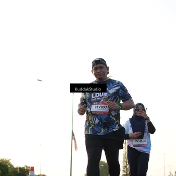Runner Photo 7835834