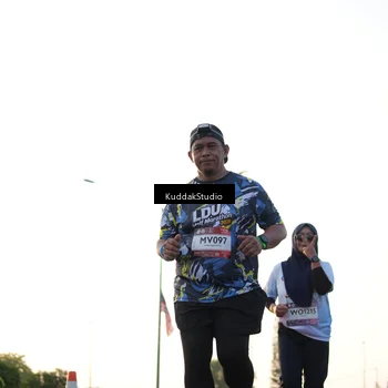 Runner Photo 7835837