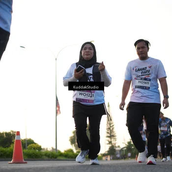 Runner Photo 7835844