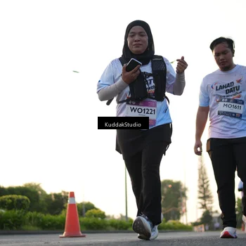 Runner Photo 7835846